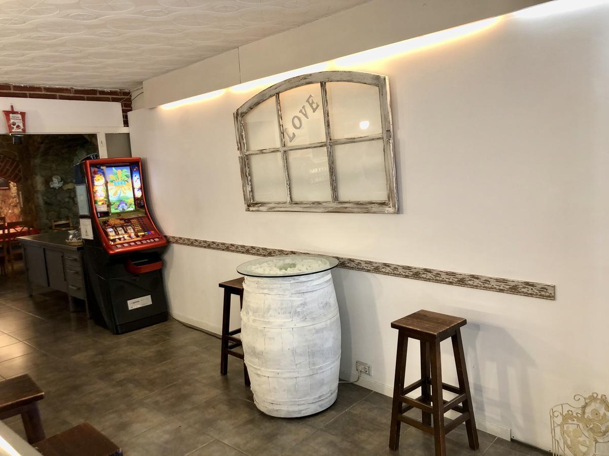 Hostal Univers Calella Exterior foto